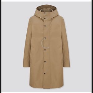 UNIQLO Blocktech Men’s Hooded Raincoat - Large
